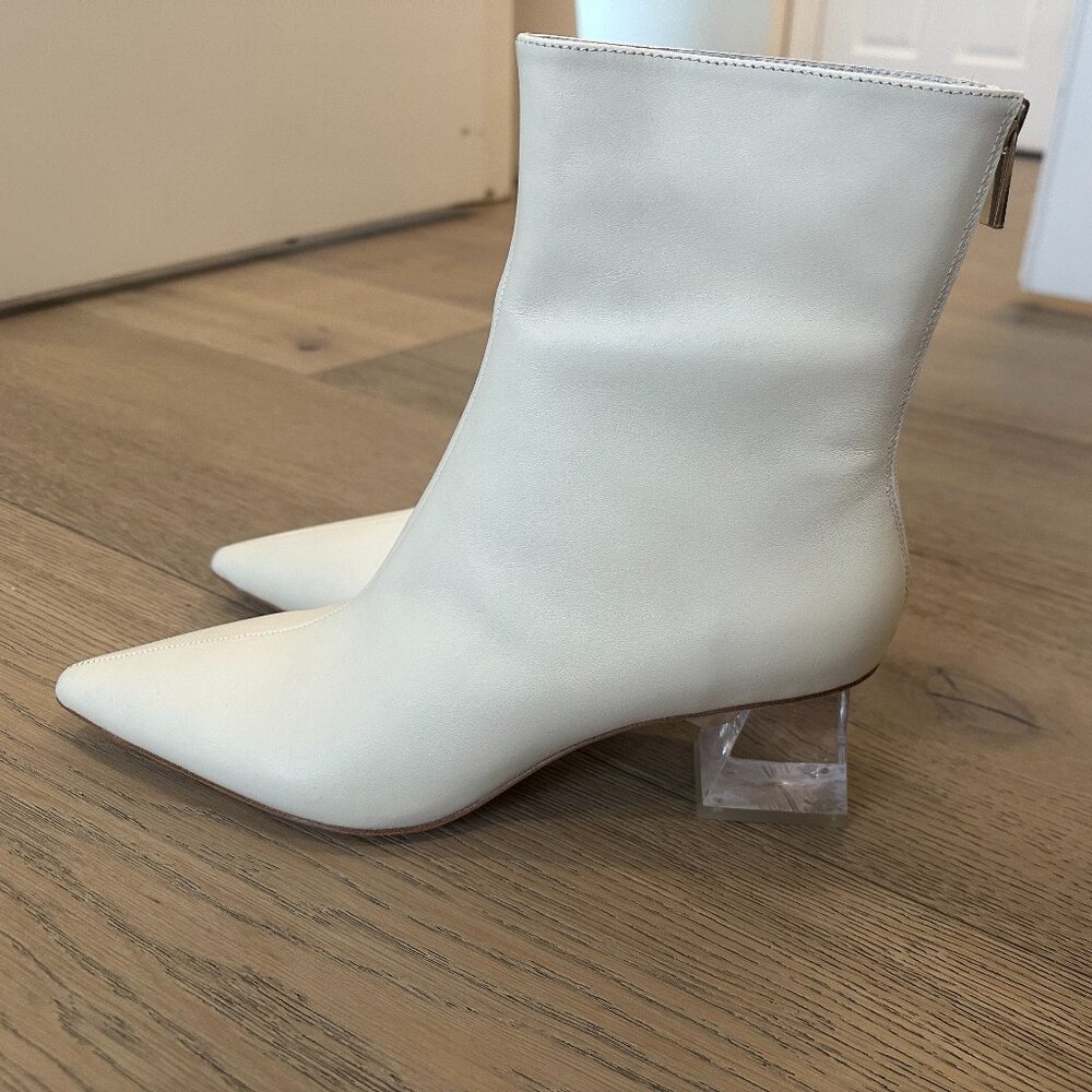 Koko + PALENKI Fortunate Boots Creamy White Size 8/9